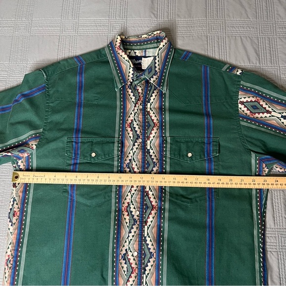 Vintage Wrangler Southwestern Aztec Green Pearl Snap Shirt L Cowboy Bushpopper - Picture 10 of 14